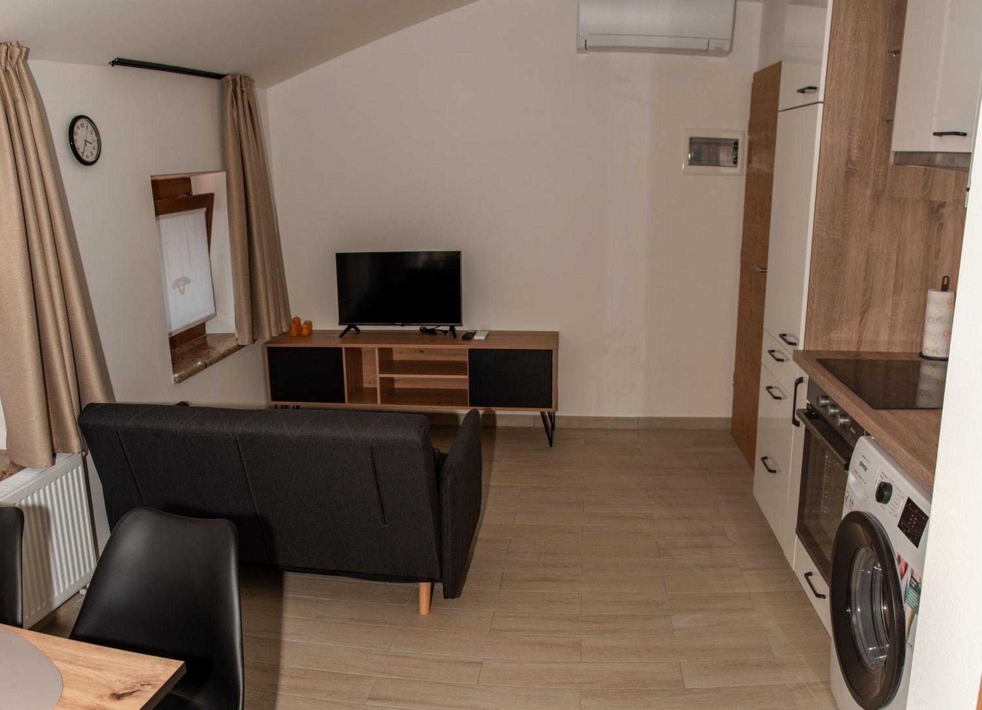 Apartmaji Tinta Kanal Esterno foto
